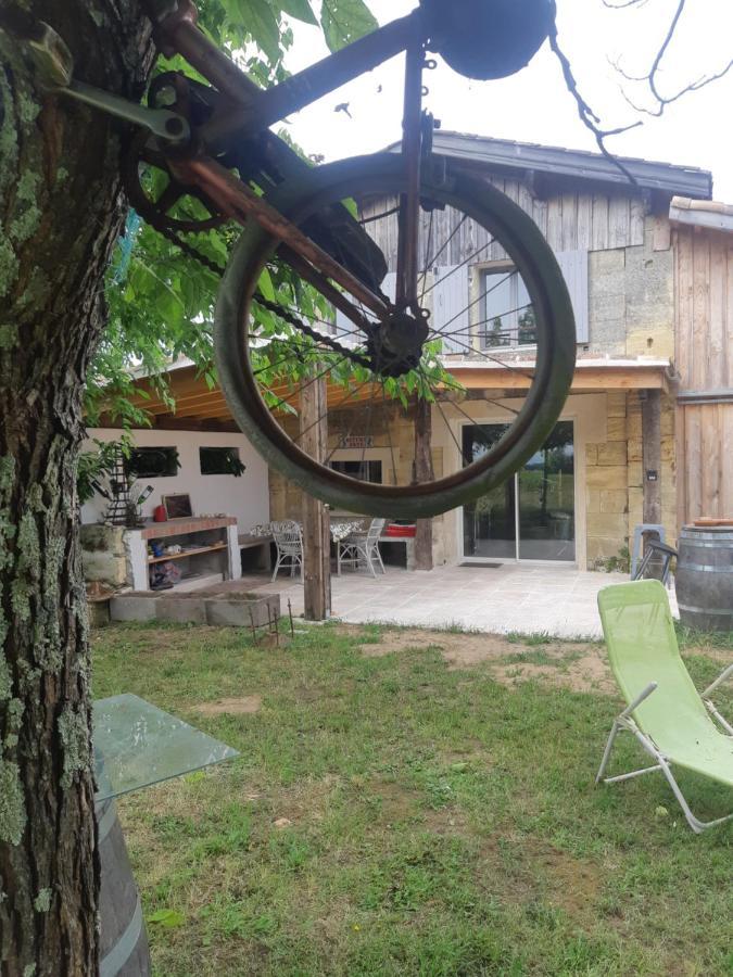 Au Vélo dans l'Arbre Bed and Breakfast Saint-Sulpice-de-Faleyrens Exterior foto