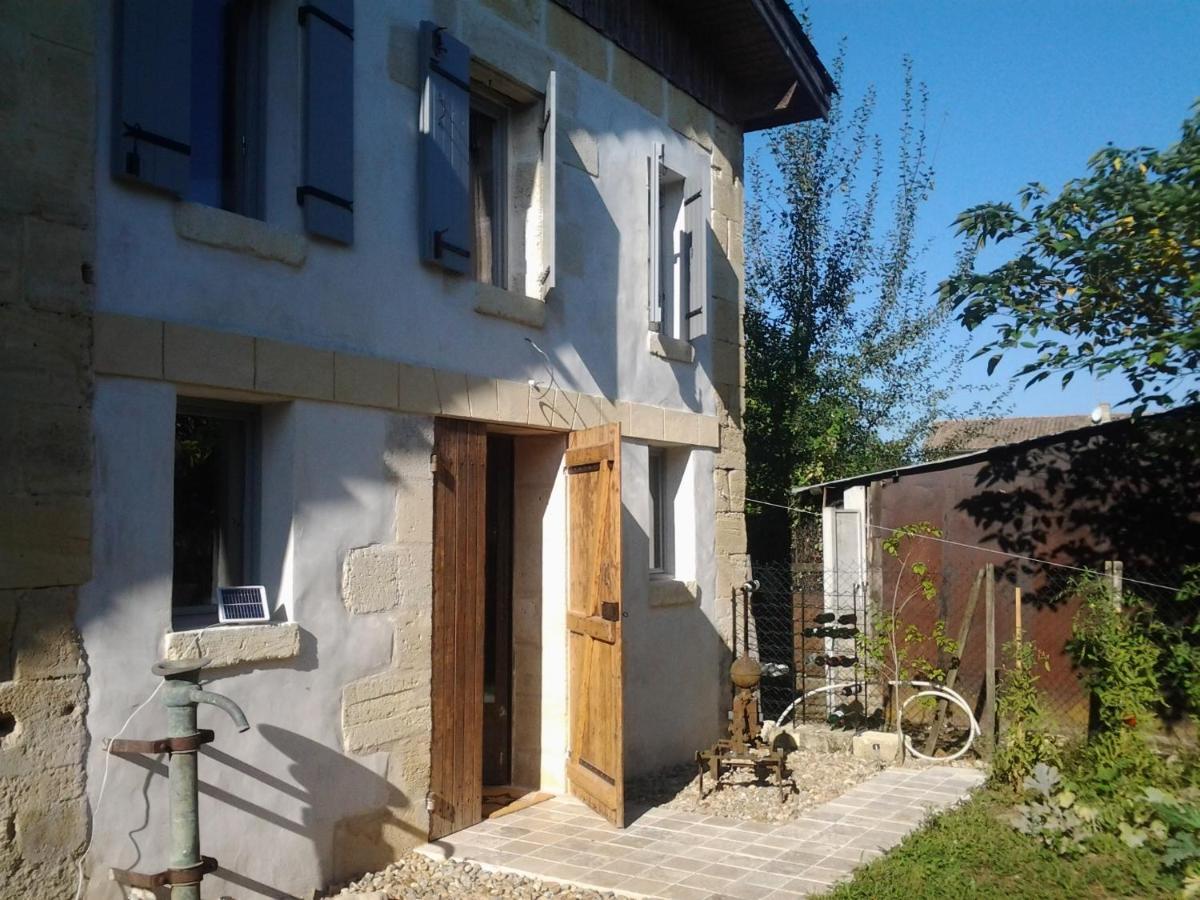 Au Vélo dans l'Arbre Bed and Breakfast Saint-Sulpice-de-Faleyrens Exterior foto